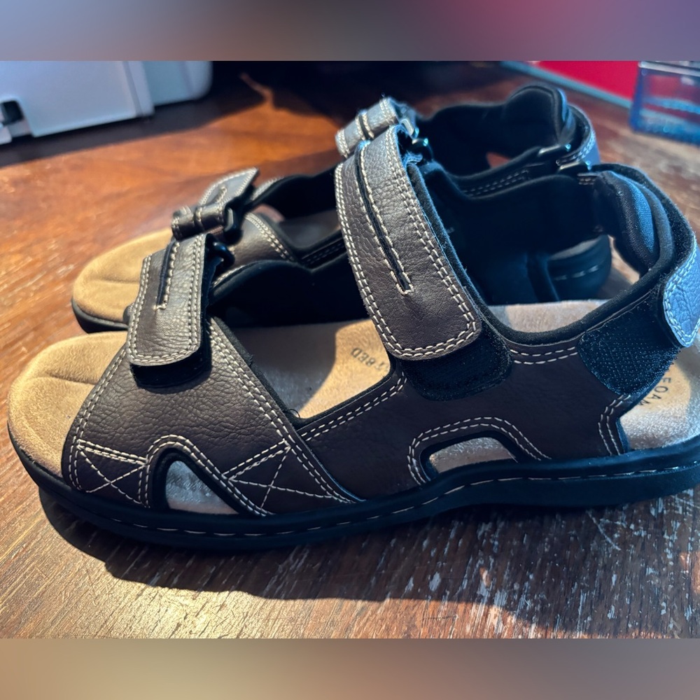 Docker sandals for men